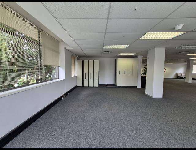 333M² OFFICE TO LET IN SANDTON CENTRAL